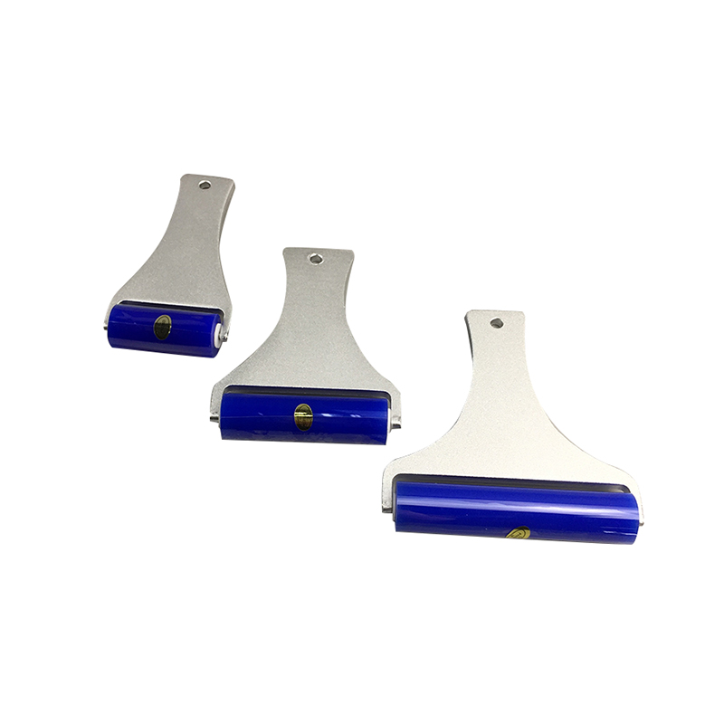 ซิลิโคนเหนียวลูกกลิ้ง （แผ่นอลูมิเนียม)