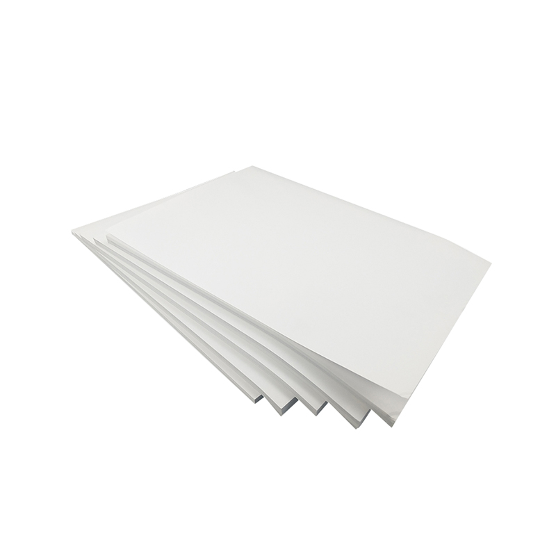 DCR pad พื้นหลังสีขาว